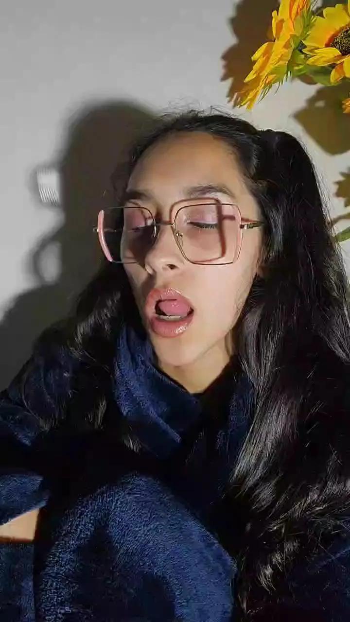 Lupitaaxx on Cam4