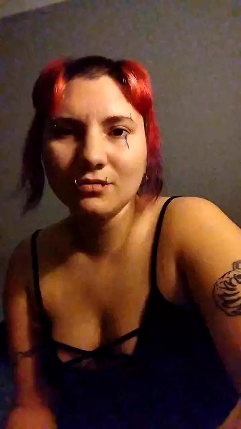 M4K4R3NN on Cam4