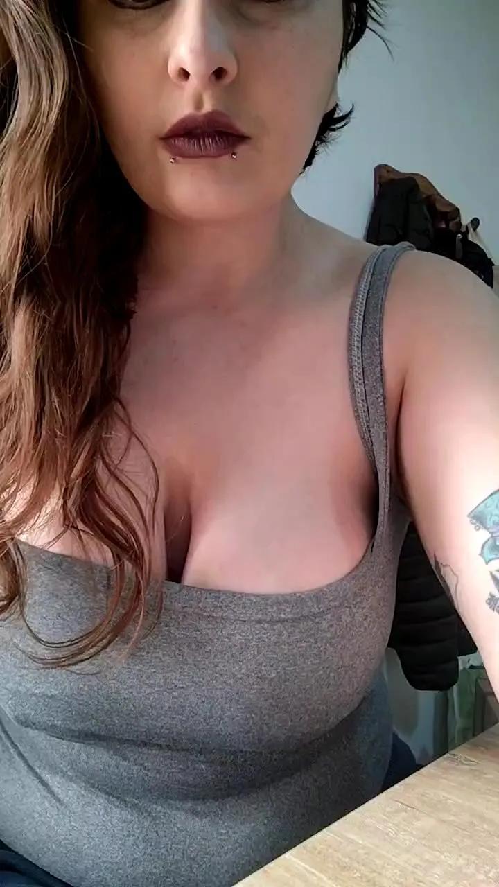 Maggie_d0ll on Cam4 