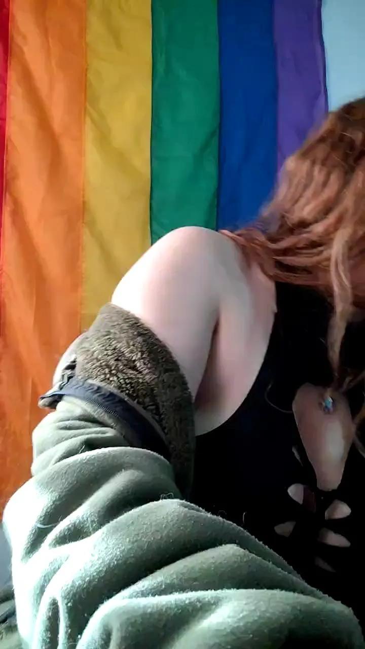 Maggie_d0ll on Cam4 
