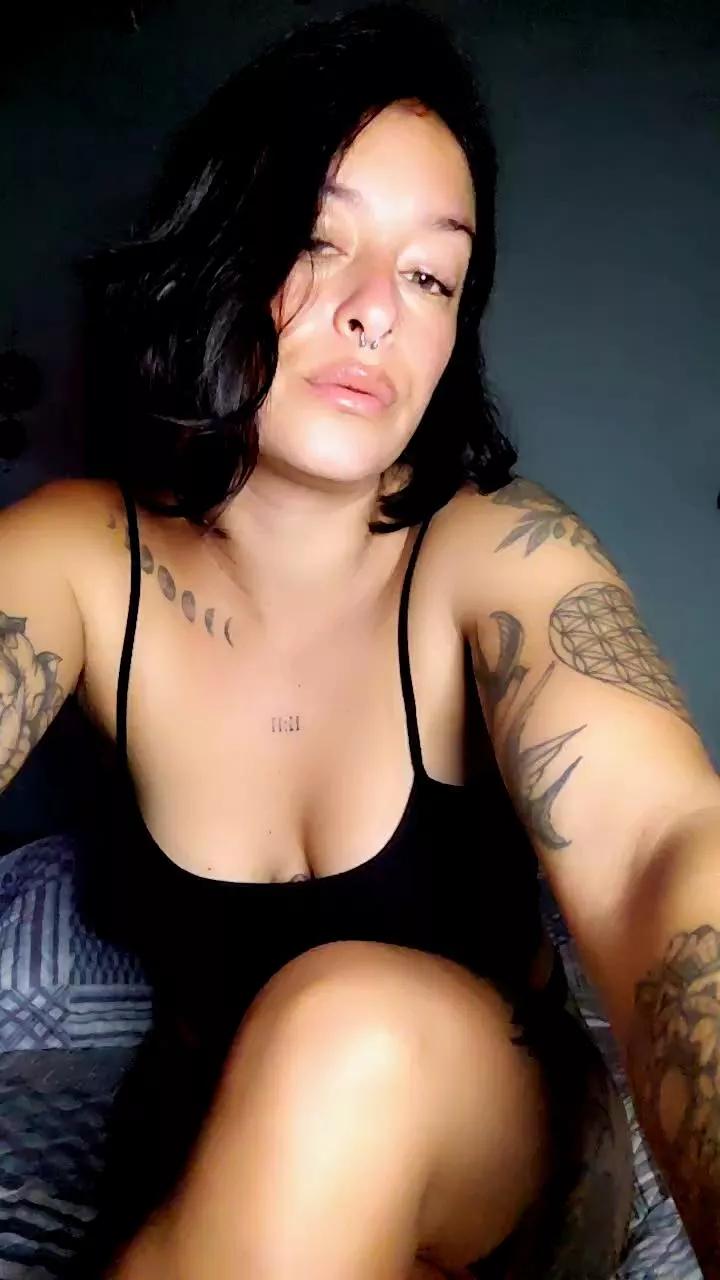 maimaixxx on Cam4 