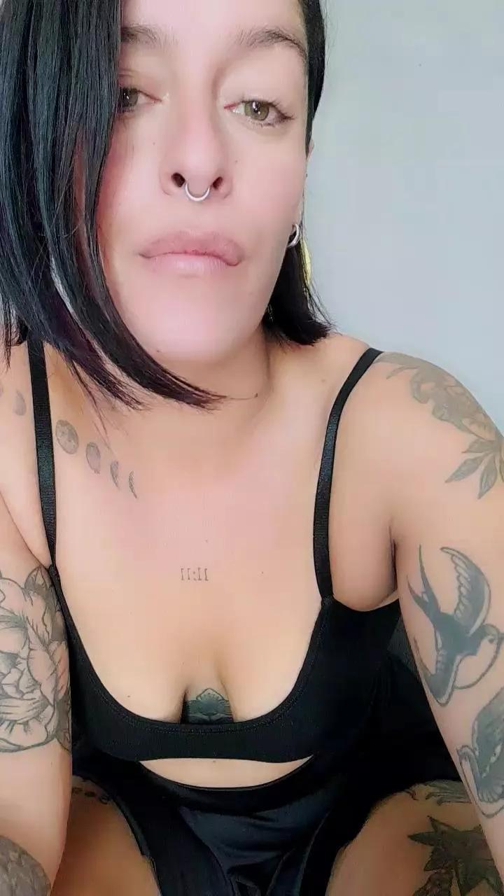 maimaixxx on Cam4 