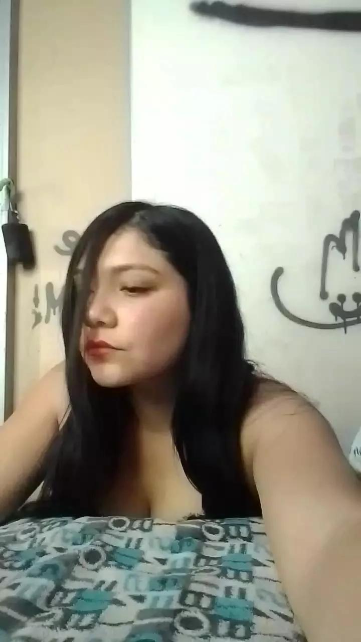 Mamissonga on Cam4 