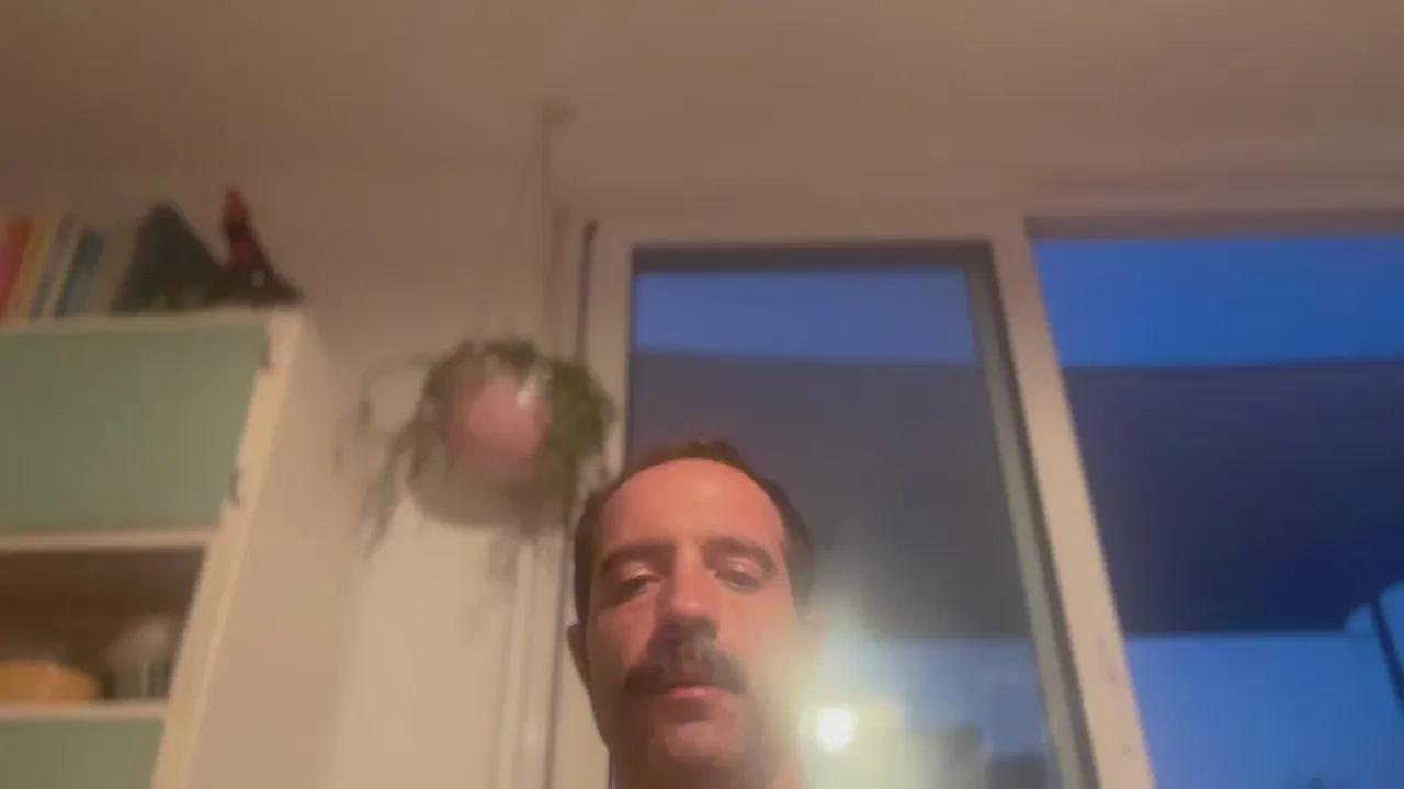 mammamia869 on Cam4 