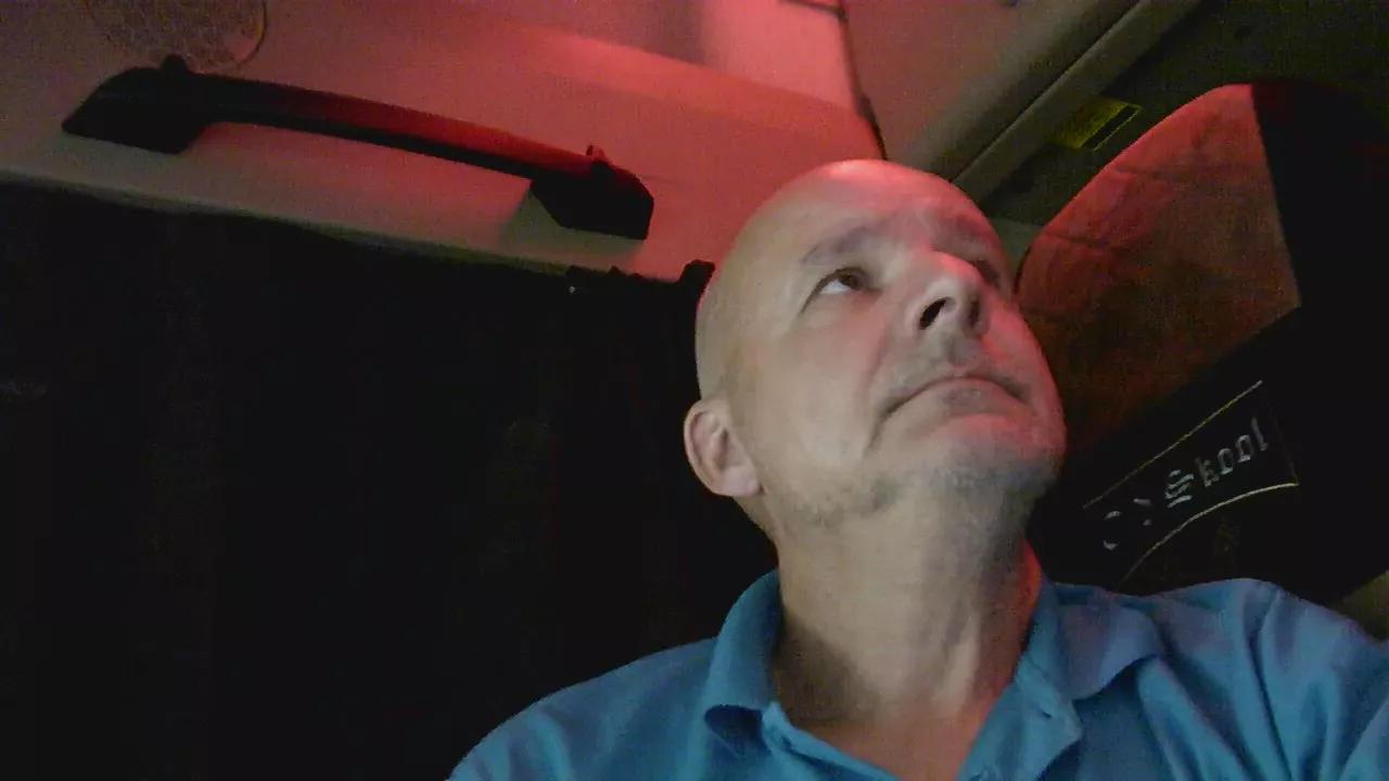 mannohmann4 on Cam4 