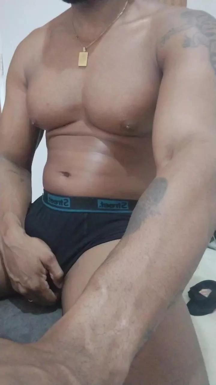 Maumau1986 on Cam4 