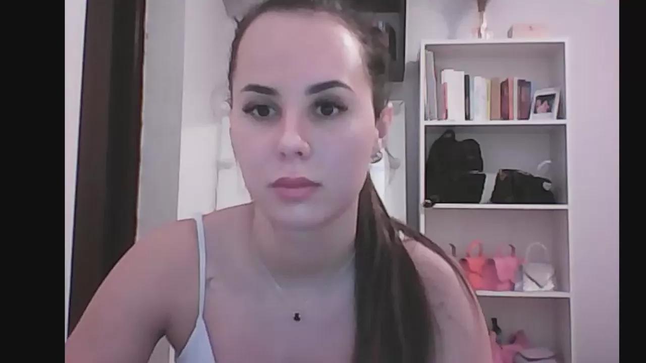 MayaDesire on Cam4 