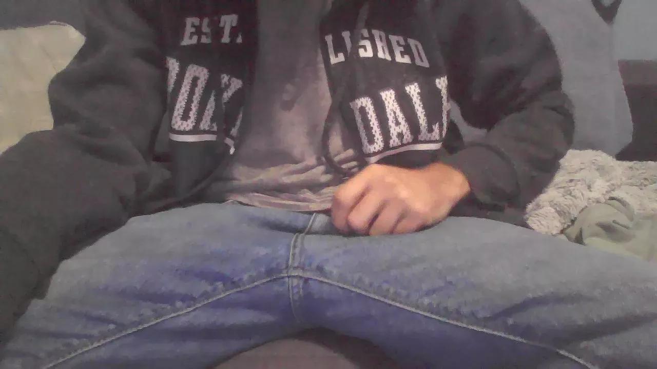 MemeBoyBr on Cam4 