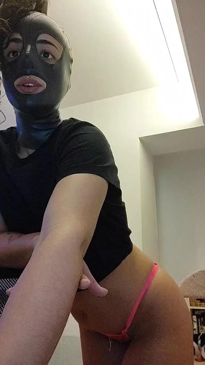 MetalCat_ on Cam4