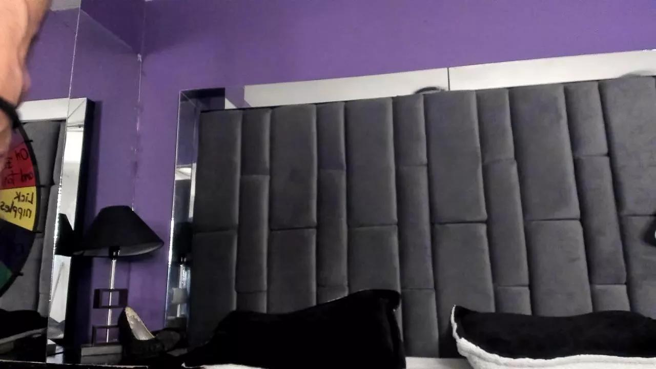 Miss__Dalia on Cam4 