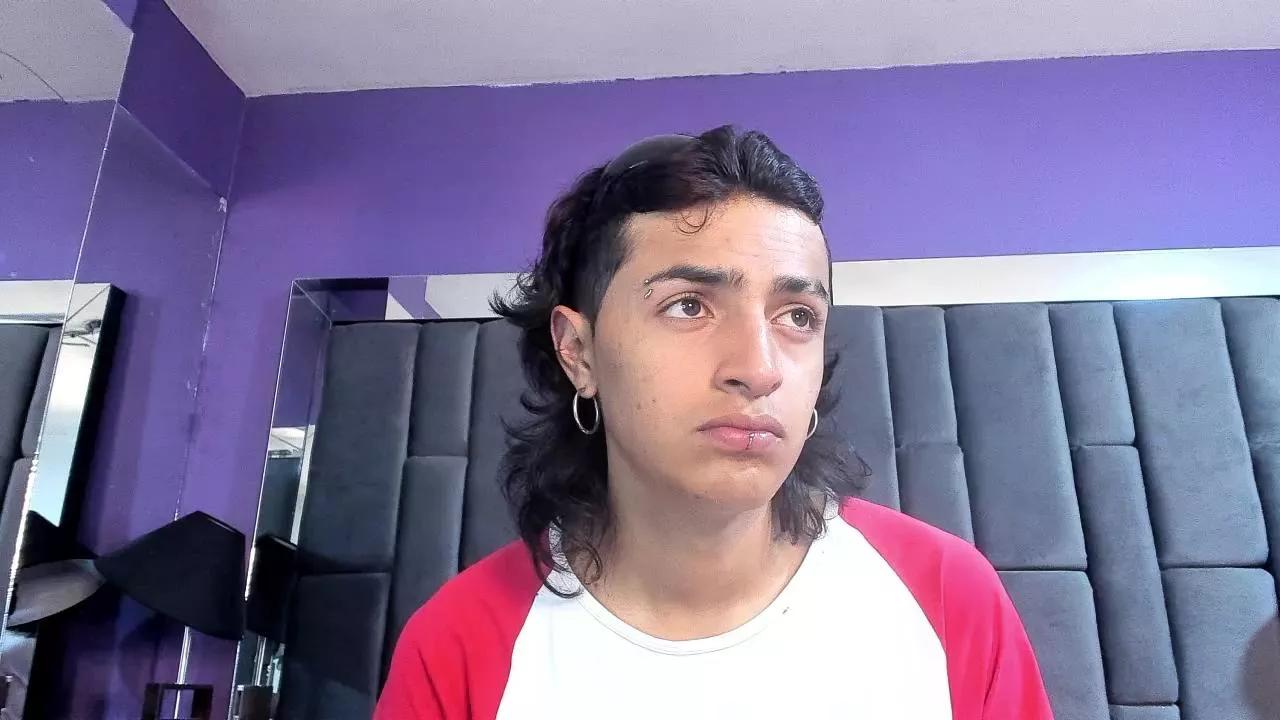Miss__Dalia on Cam4 