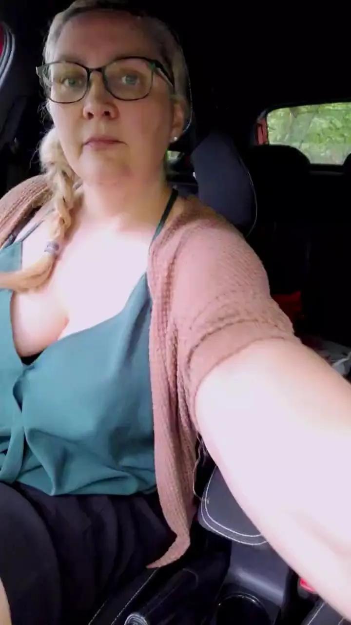 mollig42 on Cam4