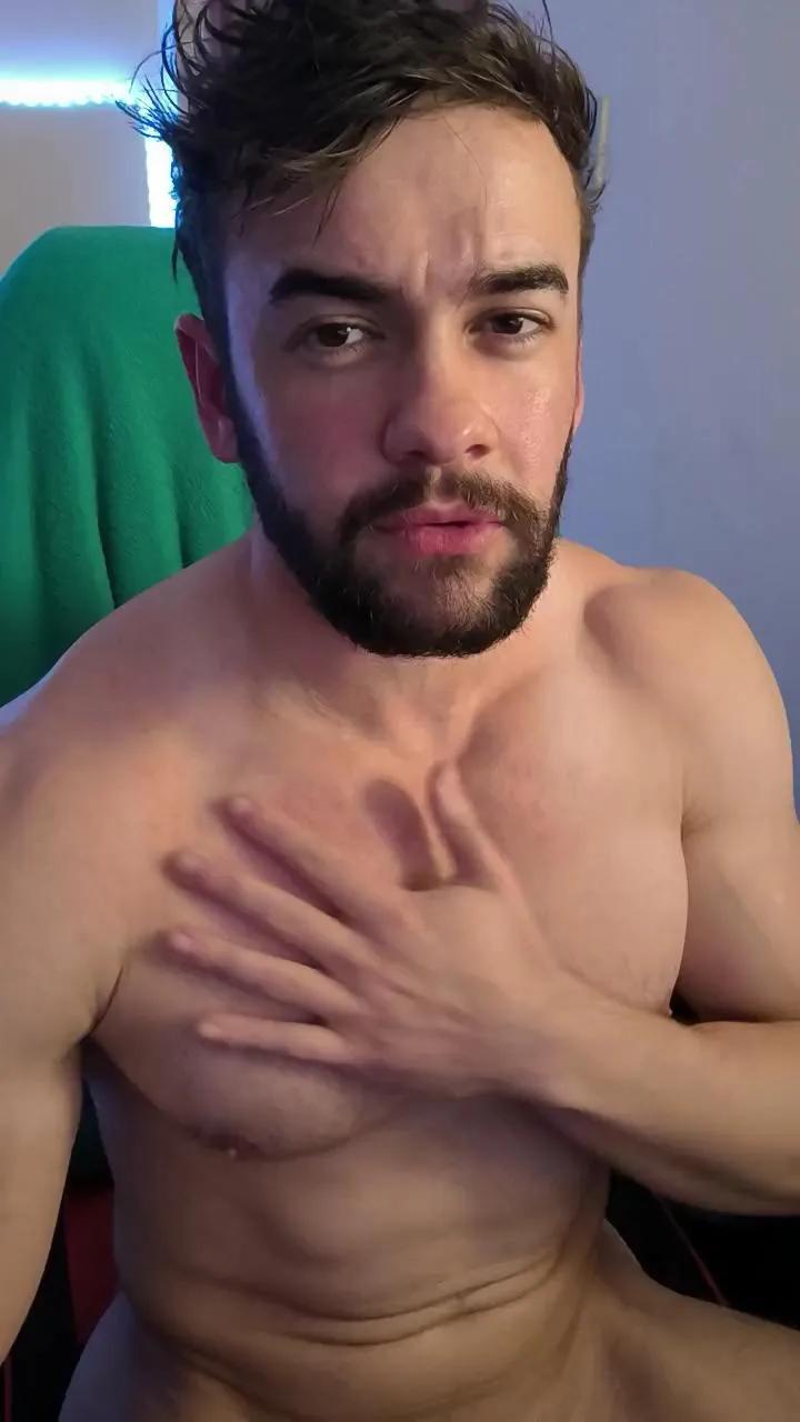 musclejohn30 on Cam4