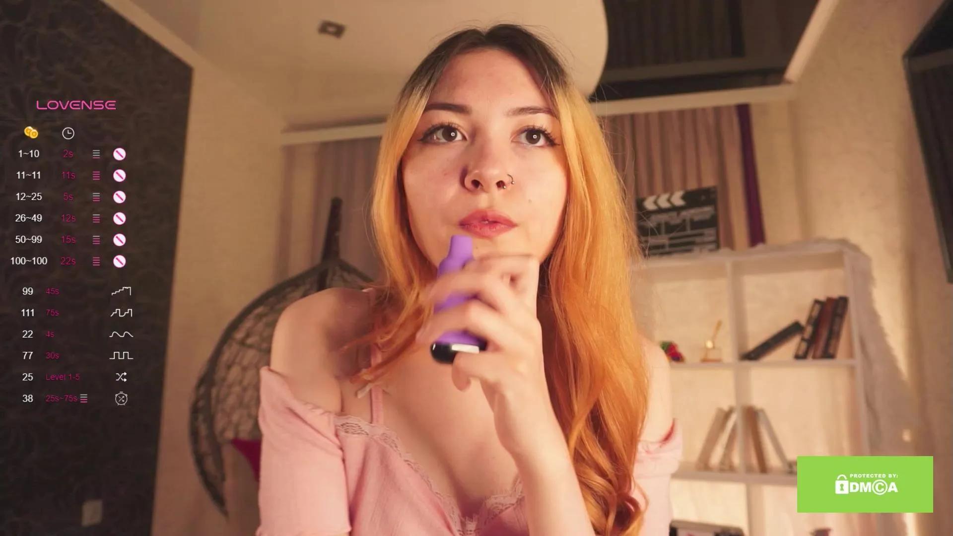 Pussy_Pikmi on Cam4 