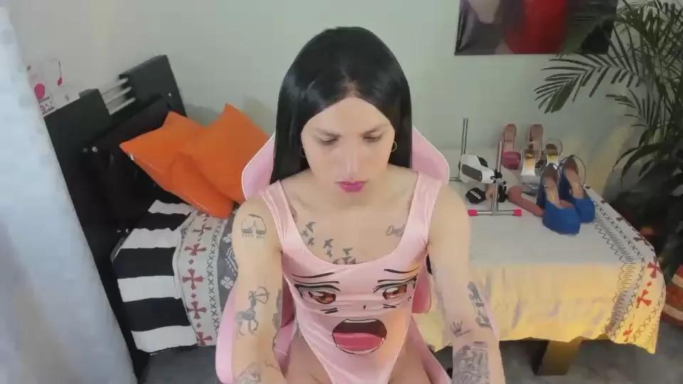 QueenRamona_Hot on Cam4 