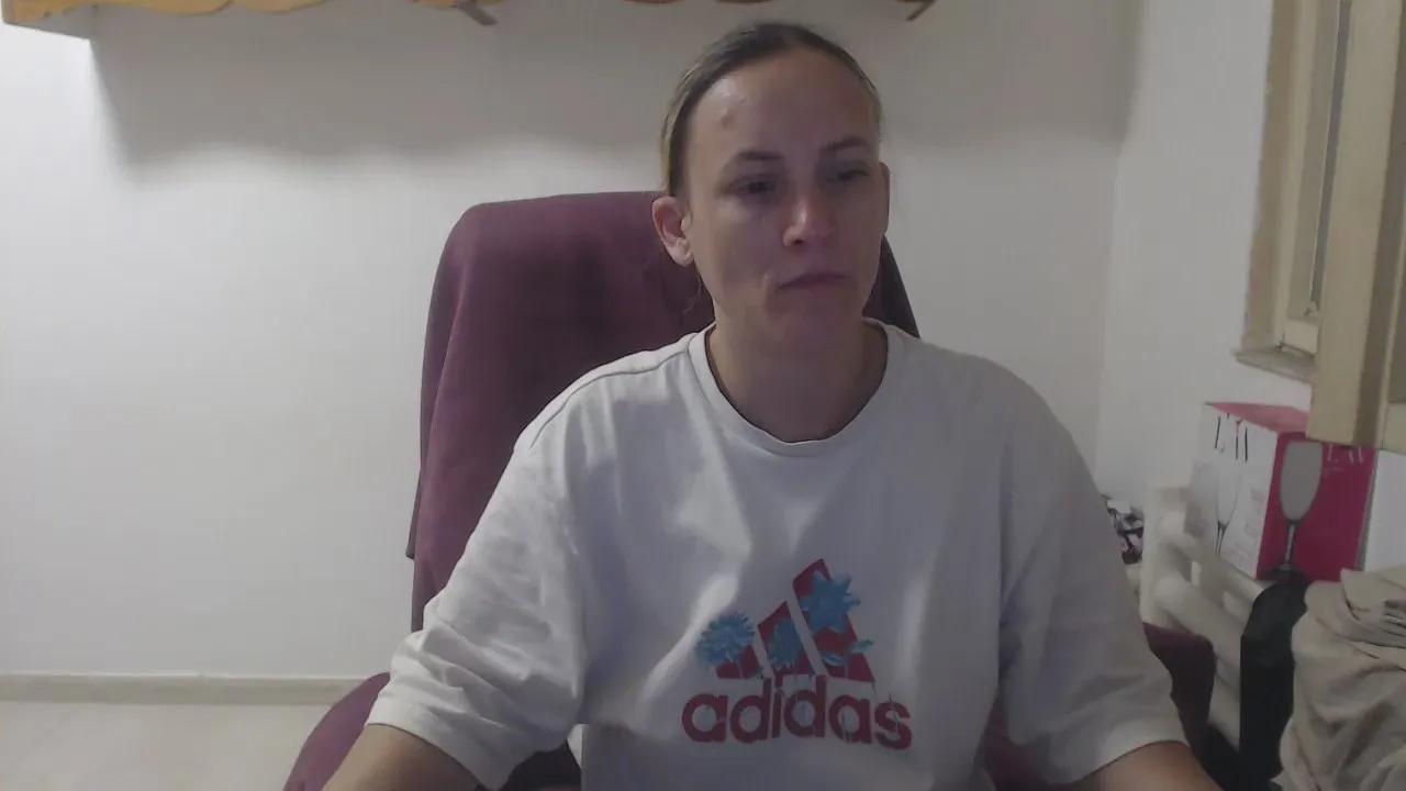 queensinner on Cam4 