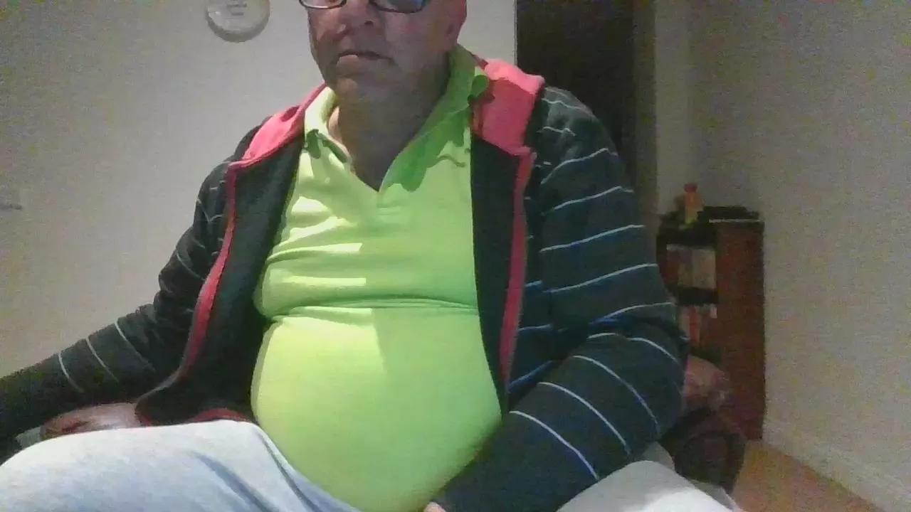 reggie01 on Cam4 
