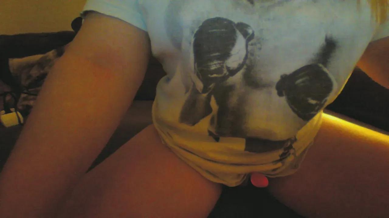 Sexymiss24 on Cam4