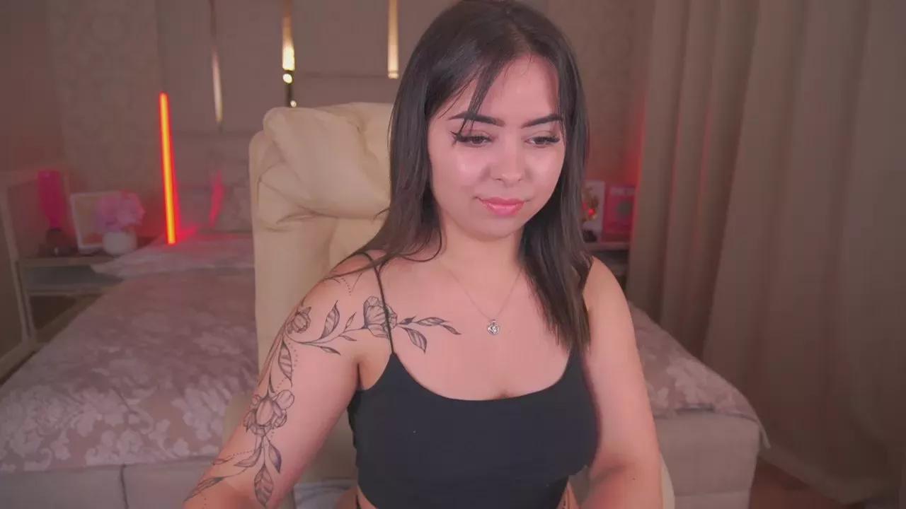 SusieWood on Cam4 
