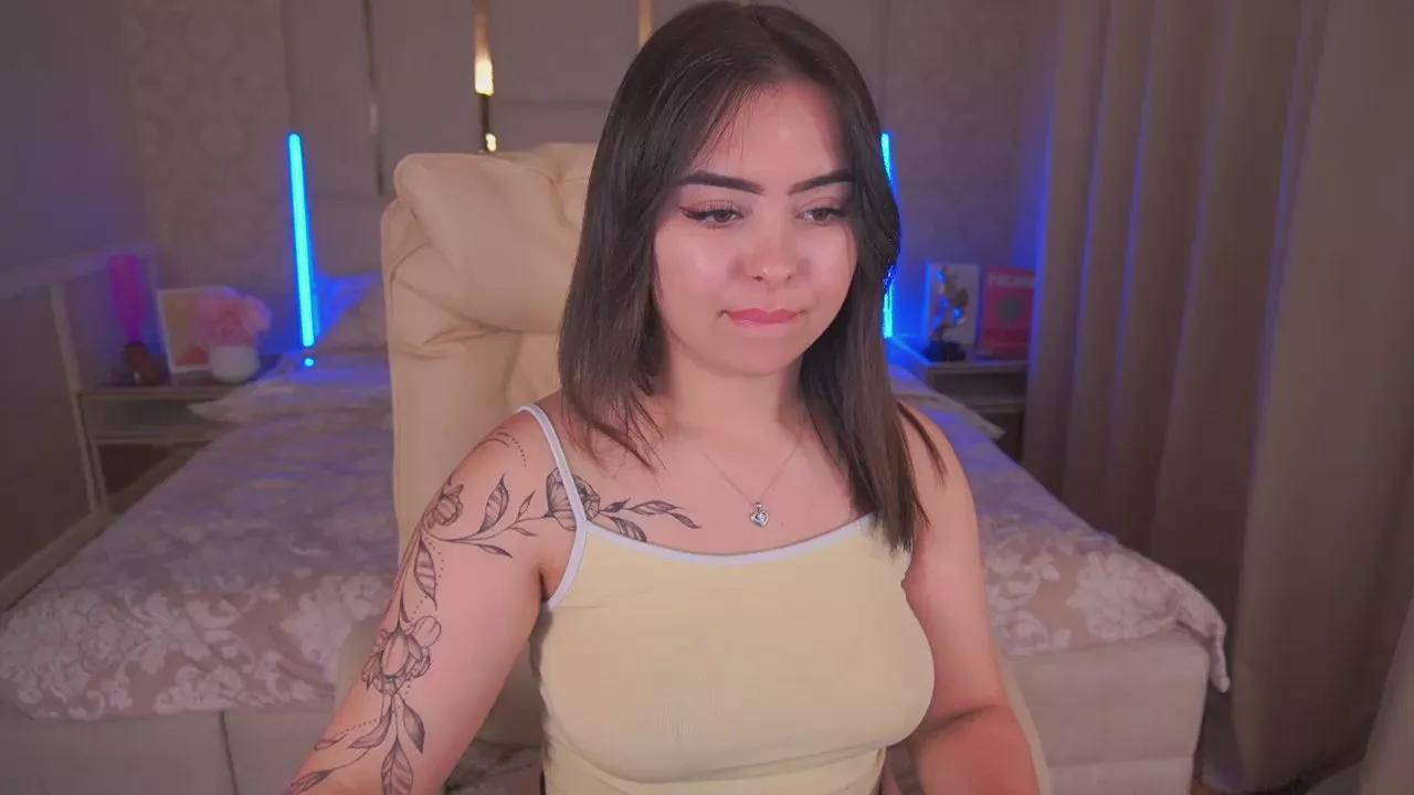 SusieWood on Cam4 