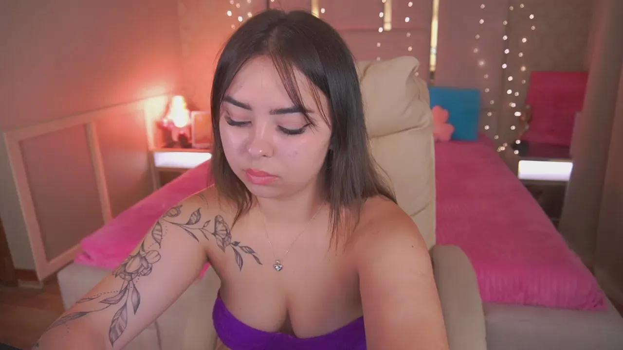 SusieWood on Cam4