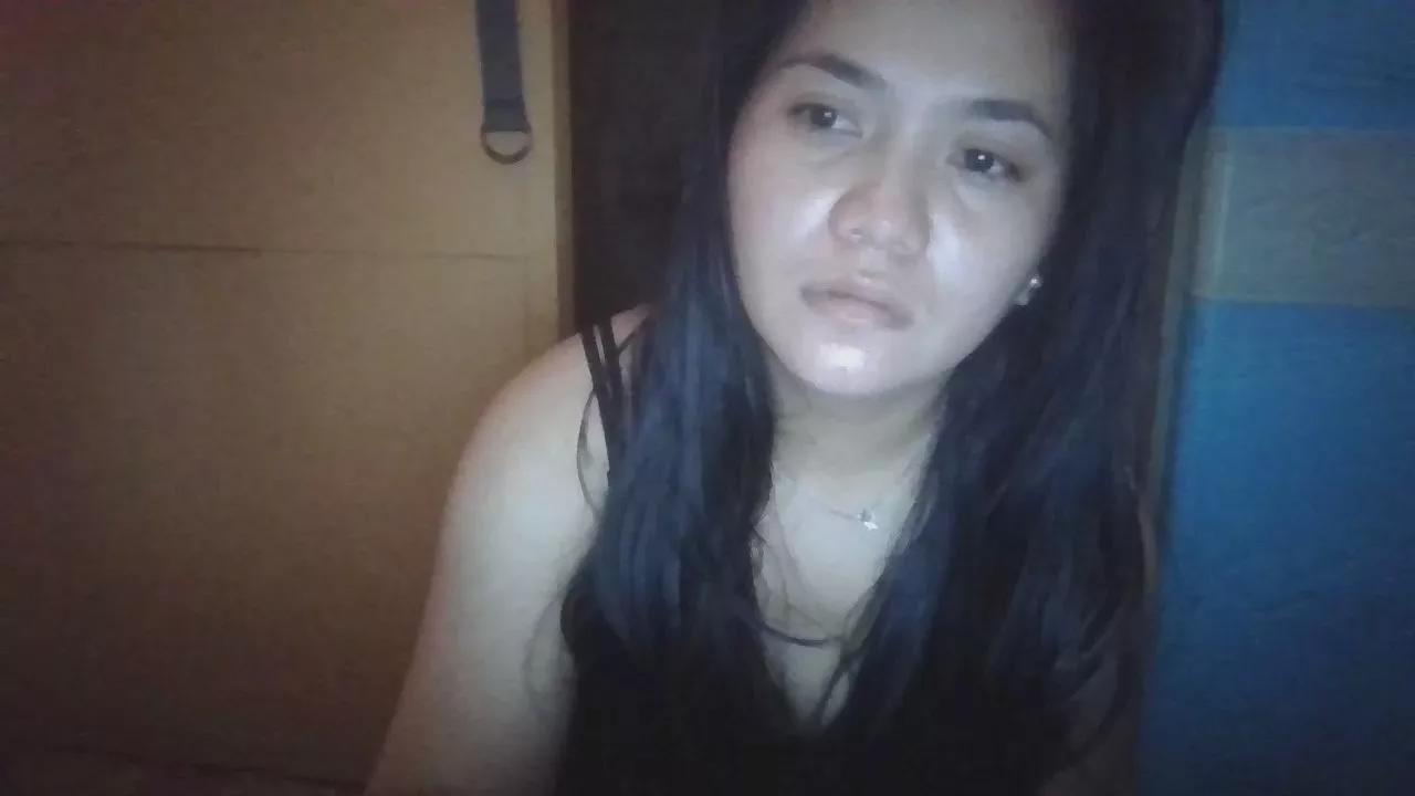 Sweet_roxie on Cam4 