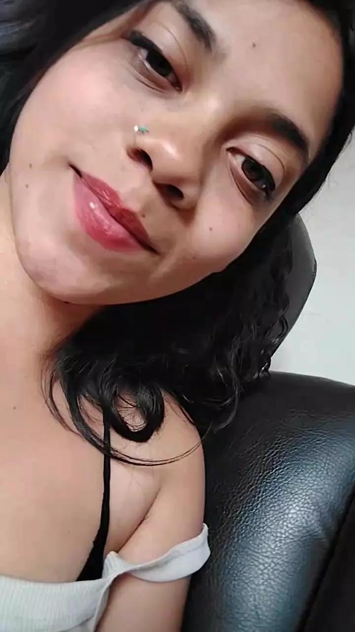 sweet_scarlett_ on Cam4 