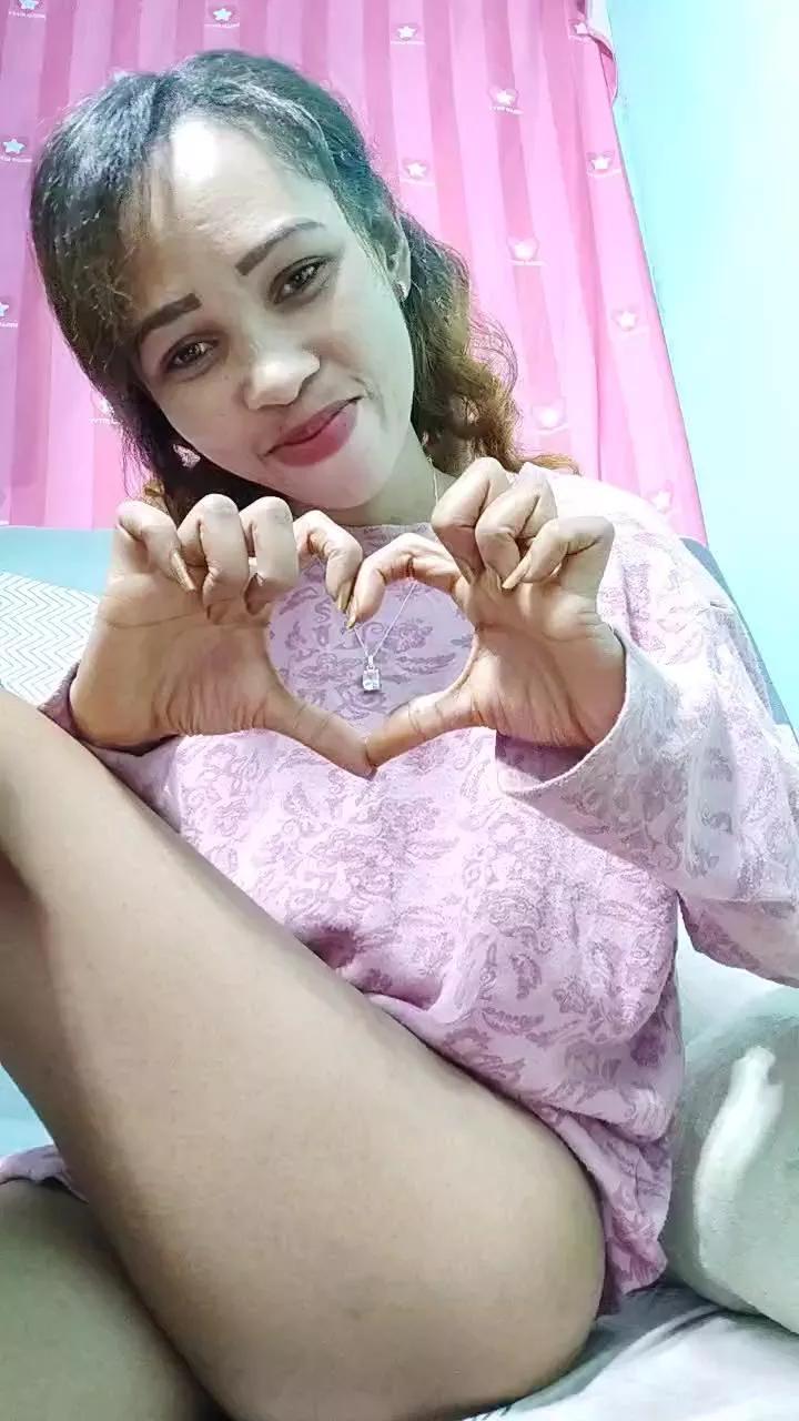 sweetfatpussyp3 on Cam4 