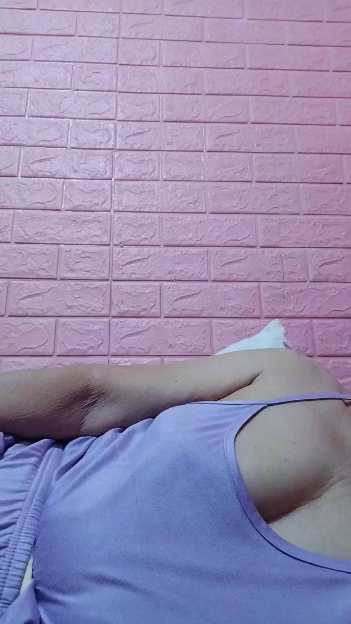 tastegranny on Cam4 