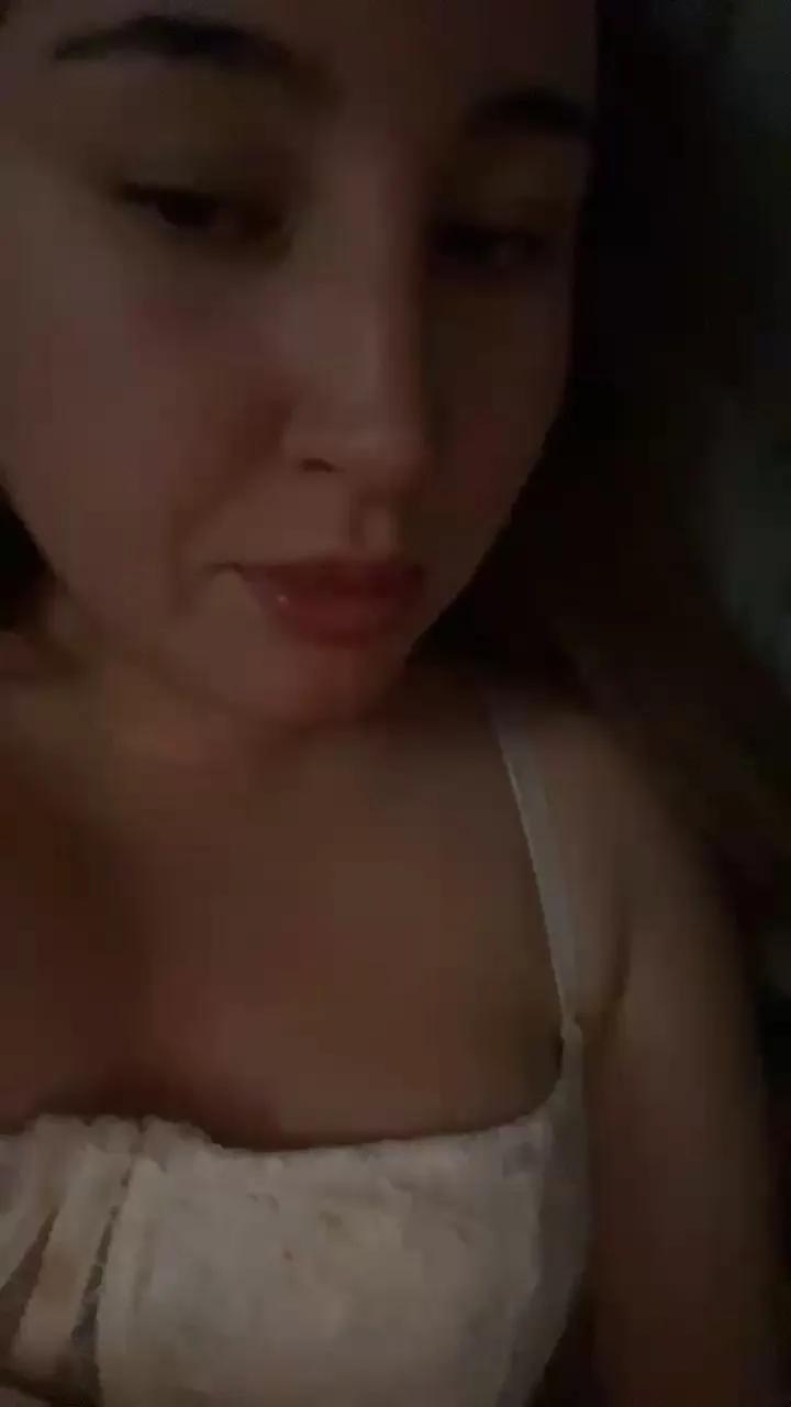 Vvleskv on Cam4
