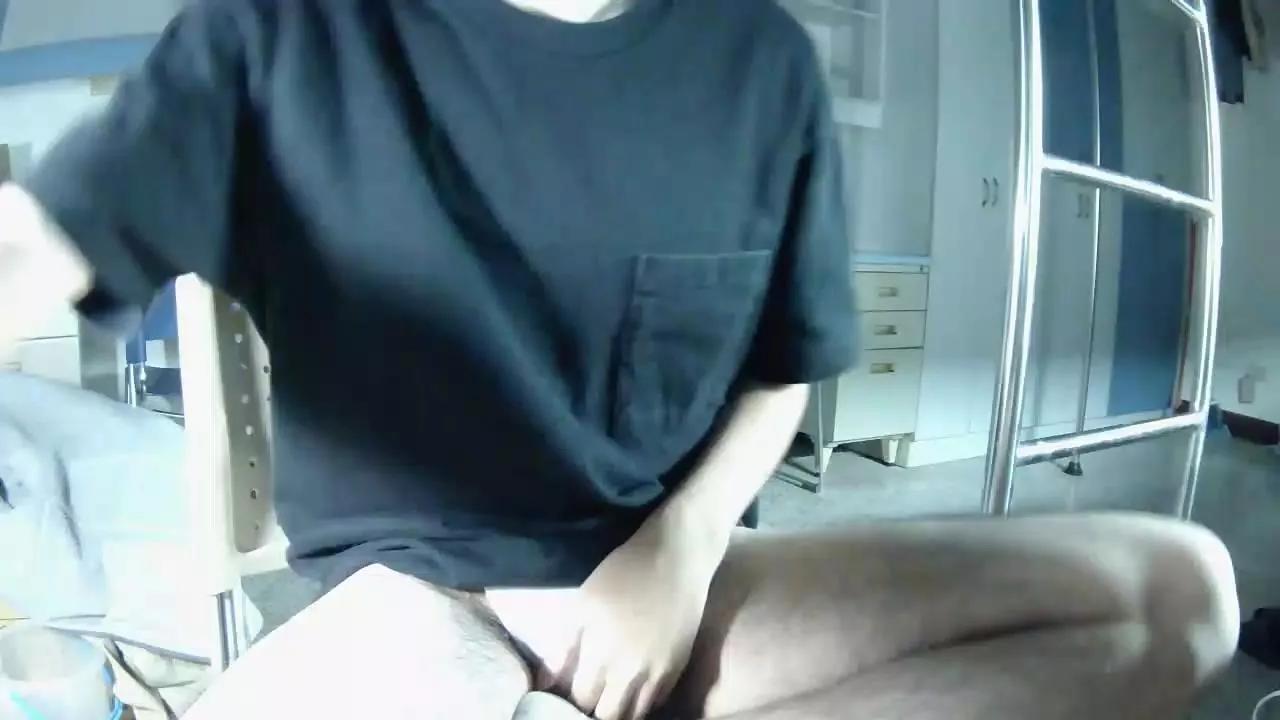 yyy_glon on Cam4 