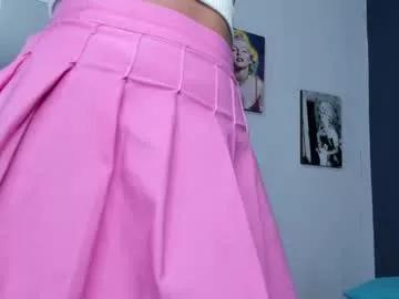 applehot_lr on Chaturbate 