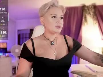 divine_kim on Chaturbate 