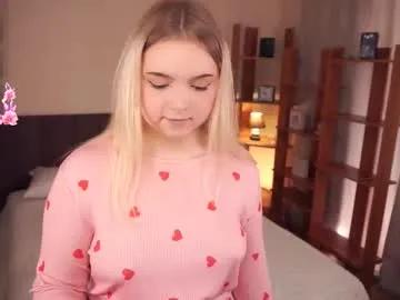 emelianae on Chaturbate 