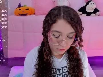 hannacutegod on Chaturbate 