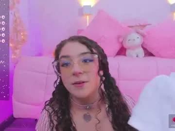 hannacutegod on Chaturbate 