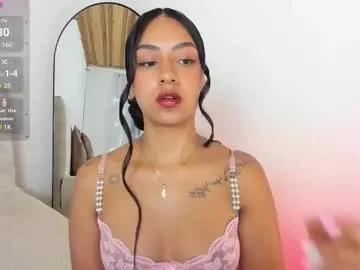 lunnasweet1 on Chaturbate 
