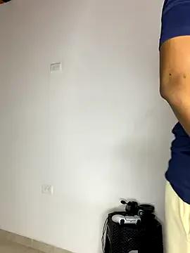 amadeus_and_Aurora27 on StripChat