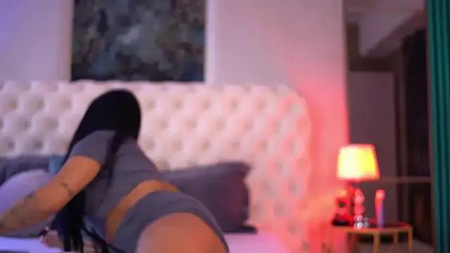 ArabellaPosh on StripChat 