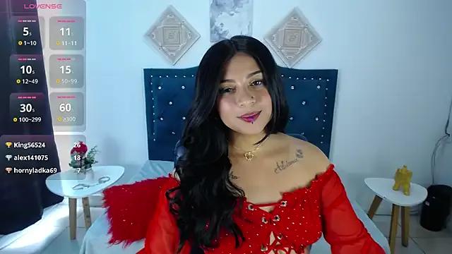 Ariana_F_W on StripChat 