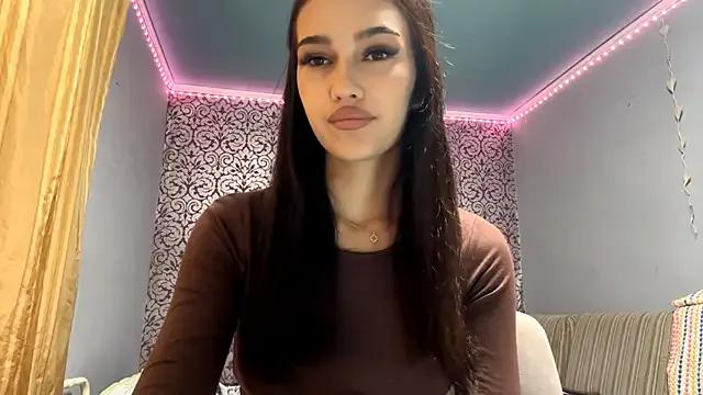 AuraJefcoat on StripChat 