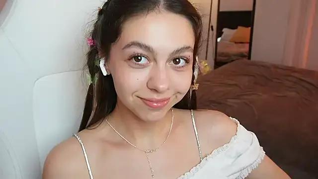 Babyblluee on StripChat 