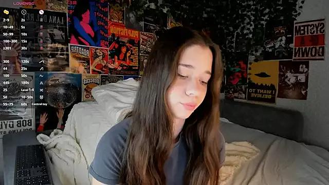 Butterflys1268 on StripChat 