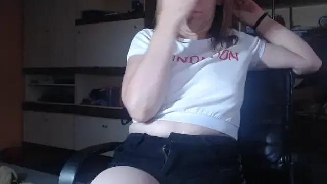 Dettybitch40 on StripChat 