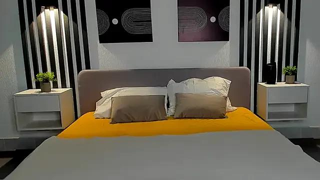 Ellen_Ross on StripChat 
