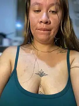 Emiily_lee on StripChat 