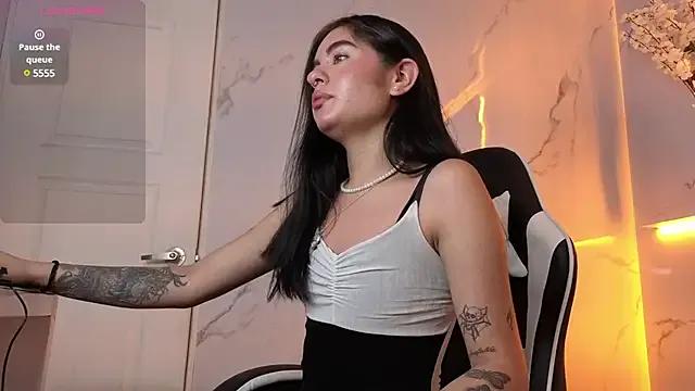 Emma_Baker_TP on StripChat