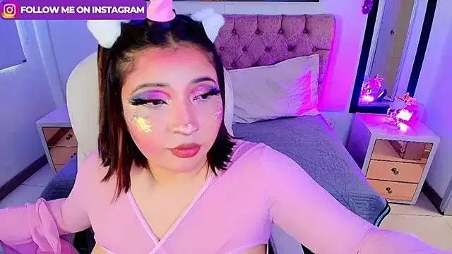 Emma_monserrat on StripChat 