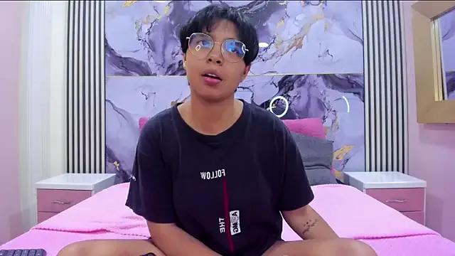 Emmaa_Lex on StripChat 