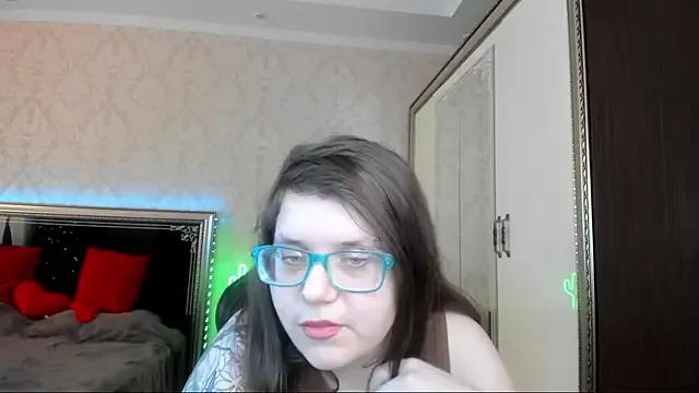 Katty_Kitty9999 on StripChat 